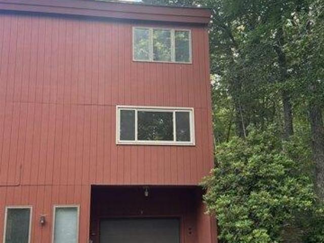 2 bedroom, Brattleboro VT 05301 104237385