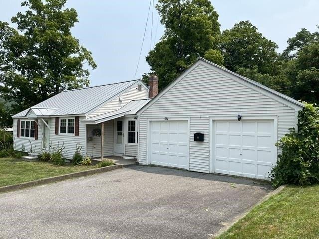 2 bedroom, Brattleboro VT 05301 104352143