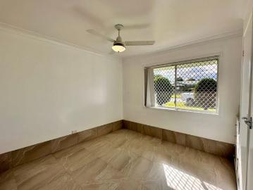 2 Bedroom Brick Unit for Rent – Water & Lawns Included