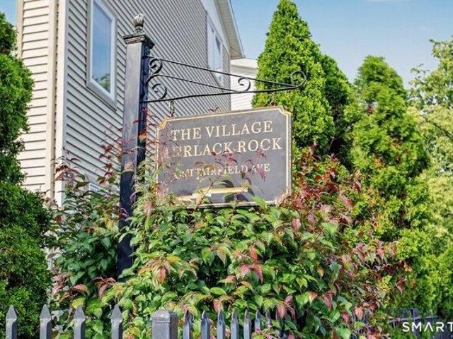 2 bedroom, Bridgeport CT 06605 104869936