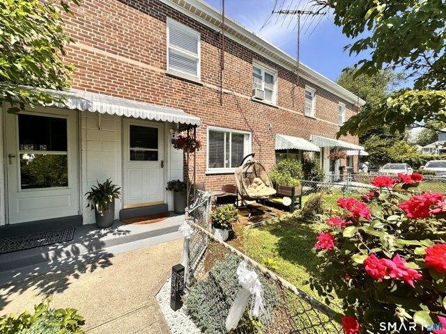 2 bedroom, Bridgeport CT 06610 104832596