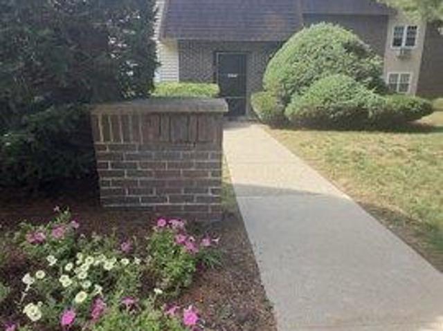 2 bedroom, Bridgewater MA 02324 105416252