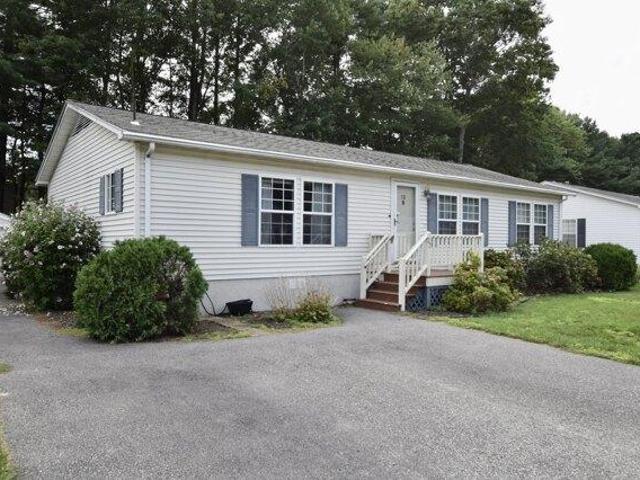 2 bedroom, Bridgewater MA 02324 105648280