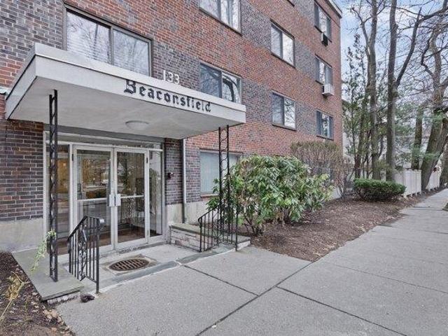 2 bedroom, Brookline MA 02445 105414946