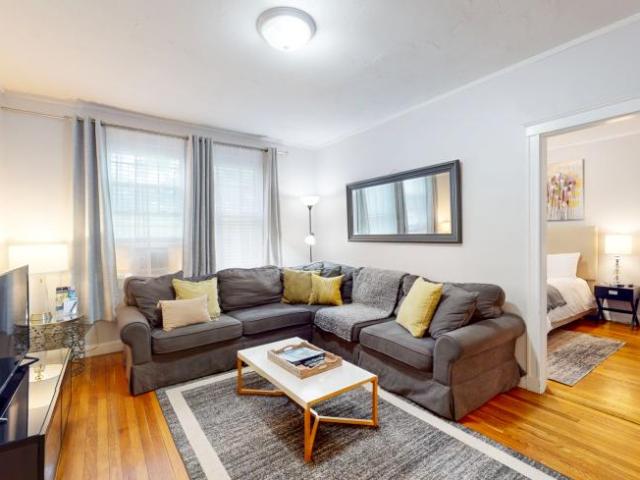 2 bedroom, Brookline MA 02446 LS85286468