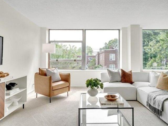 2 bedroom, Brookline MA 02446 105536694