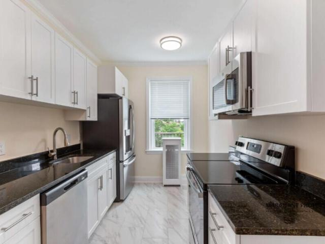 2 bedroom, Brookline MA 02446 94859216