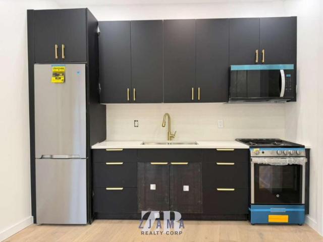 2 bedroom, BROOKLYN NY 11213 96835973