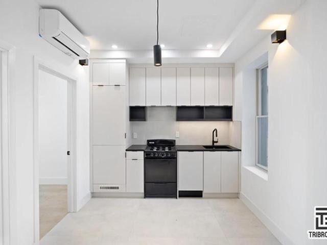 2 bedroom, BROOKLYN NY 11218 LS97180453