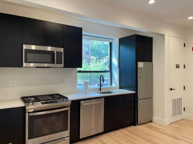 2 bedroom, Brooklyn NY 11221 96294473