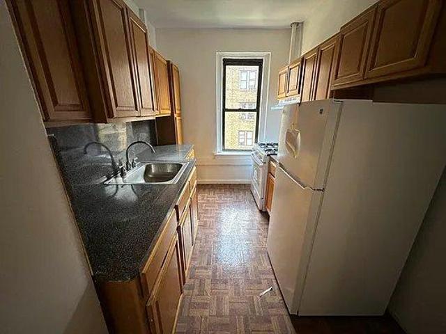 2 bedroom, Bronx NY 10452 94211914