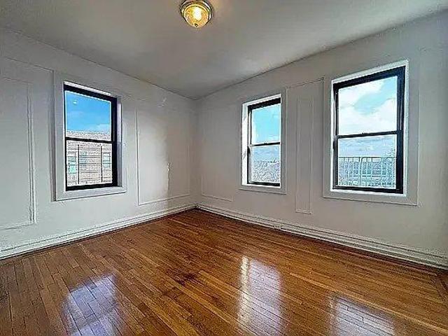 2 bedroom, BRONX NY 10458 LS92379326