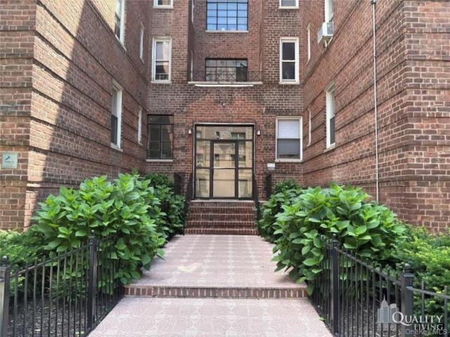 2 bedroom, Bronx NY 10462 94121436