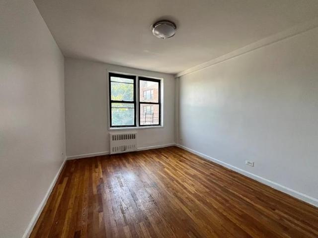 2 bedroom, Bronx NY 10471 105190475
