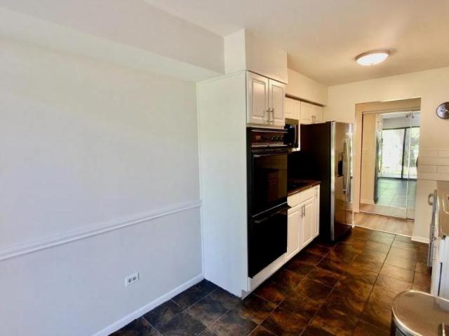 2 bedroom, Buffalo Grove IL 60089 105921267