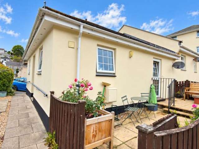 2 Bedroom Bungalow