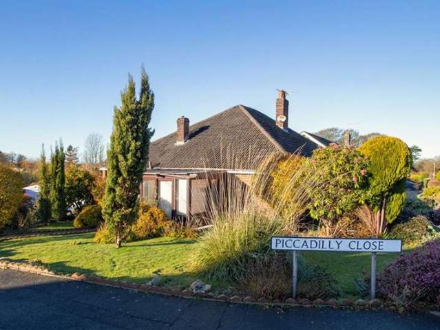 2 Bedroom Bungalow