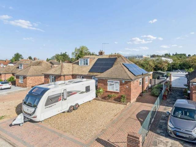2 Bedroom Bungalow