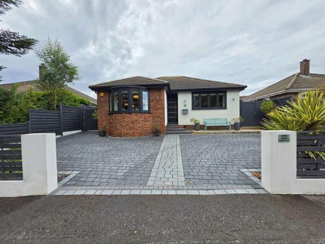 2 Bedroom Bungalow