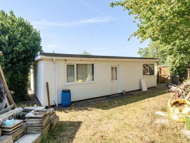 2 Bedroom Bungalow