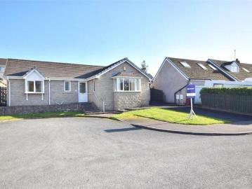 2 Bedroom Bungalow Clitheroe Lancashire LS101675940
