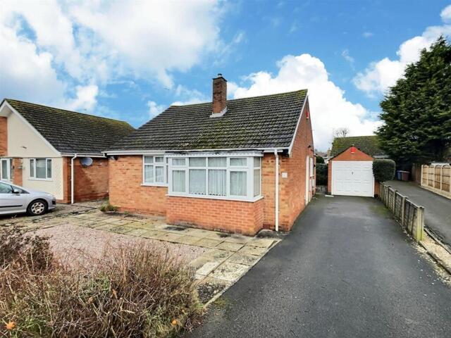 2 Bedroom Bungalow Derby Derbyshire 101677772