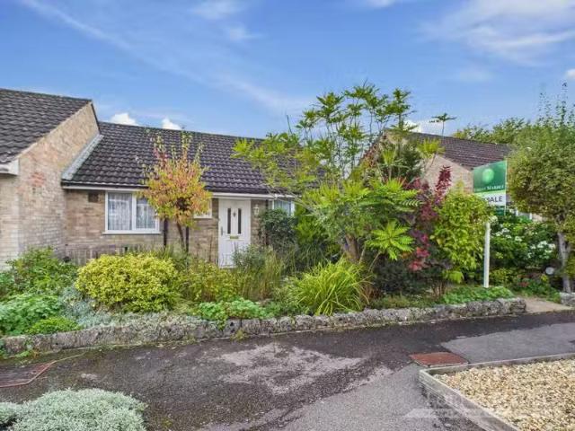 2 bedroom bungalow for rent in East Hill, Frome, BA11