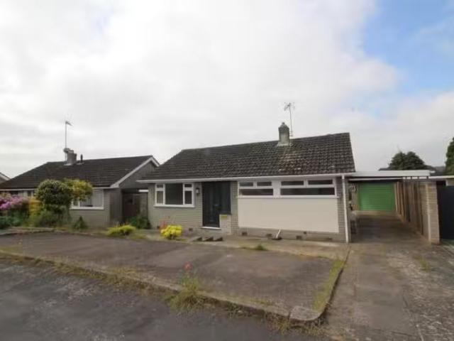 2 bedroom bungalow for rent in Elan Avenue, Stourport on Sever.