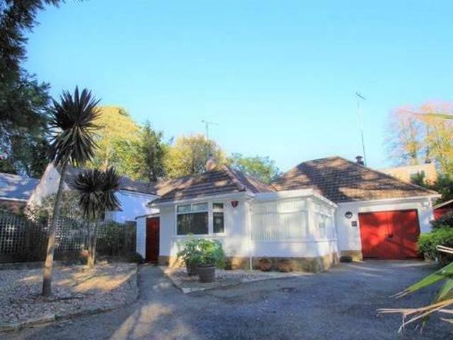 2 bedroom bungalow for rent in Knole Gardens Bournemouth BH1