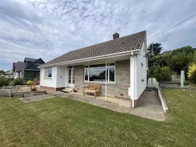 2 bedroom bungalow for rent in Higher Park Road, Braunton, Dev.