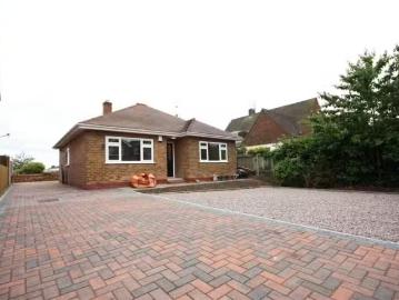2 bedroom bungalow for rent in Marlborough Road, Breaston, Der.