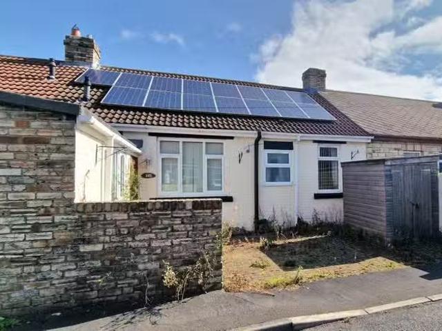 2 bedroom bungalow for rent in Witton Street, Delves Lane, Con.