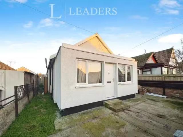 2 bedroom bungalow for rent in Willow Way, Jaywick, CO15