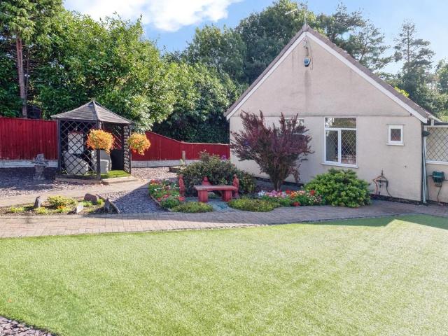 3 bedroom bungalow for sale