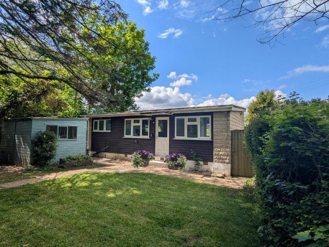 2 bedroom bungalow for sale
