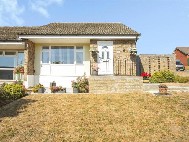 2 bedroom bungalow for sale