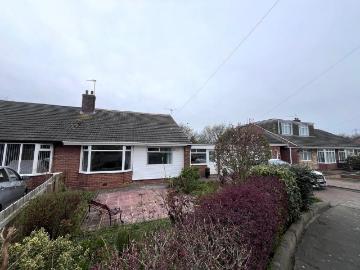 2 bedroom bungalow for sale
