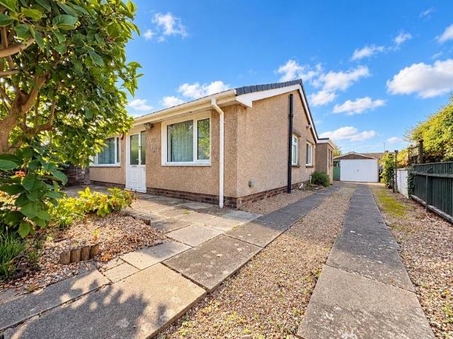 2 bedroom bungalow for sale