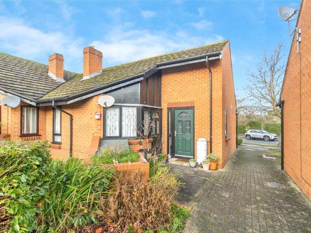 2 bedroom bungalow for sale