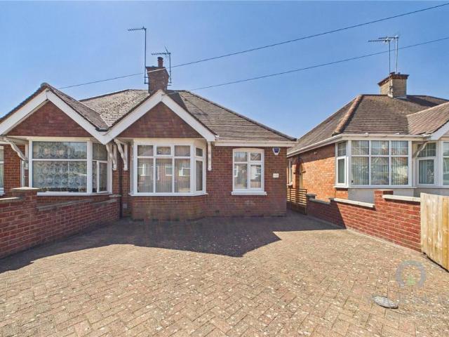 2 bedroom bungalow for sale