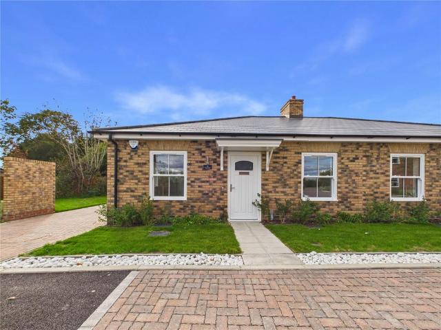 2 bedroom bungalow for sale