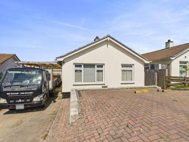 2 bedroom bungalow for sale