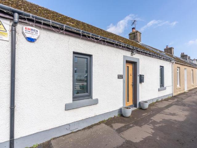 2 bedroom bungalow for sale