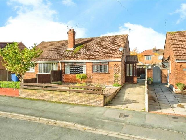 2 bedroom bungalow for sale