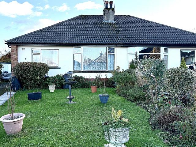 2 bedroom bungalow for sale