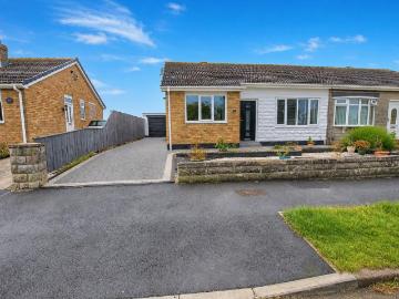 2 bedroom bungalow for sale