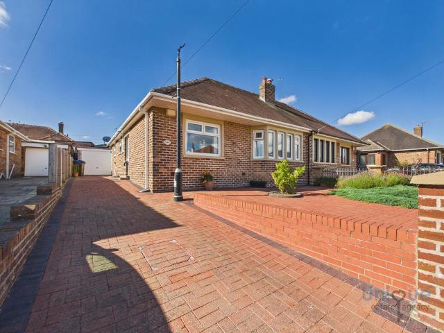 2 bedroom bungalow for sale