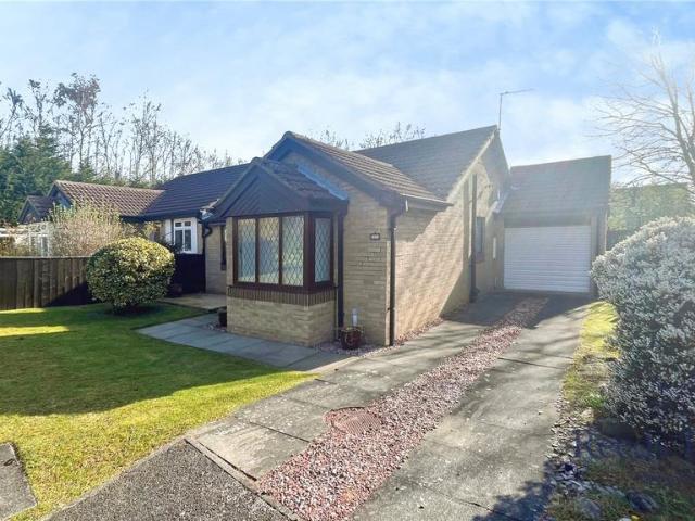 2 bedroom bungalow for sale