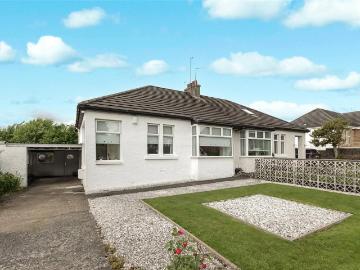 2 bedroom bungalow for sale