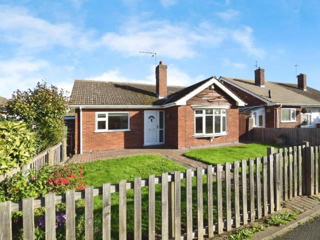 2 bedroom bungalow for sale